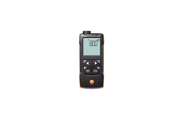 testo 110 - Термометр для зондов NTC и Pt100 с подключением к приложению
